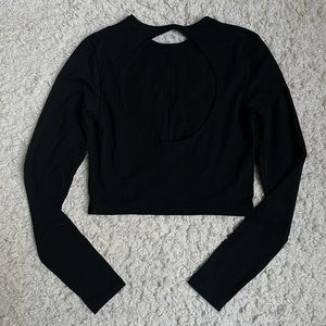 H&M Black Cropped Top